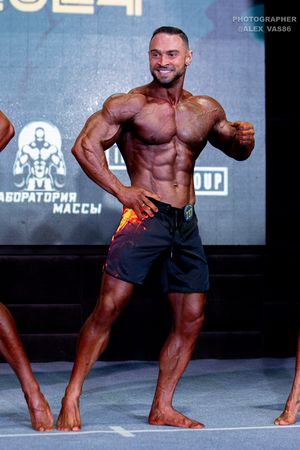 MEN'S PHYSIQUE +179